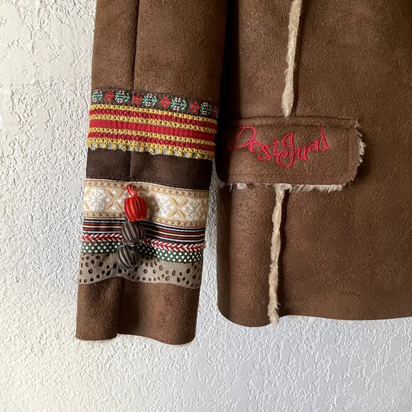 Desigual Festival Embroidered Faux Suede Shearling Boho Jacket Medium EUC - Picture 11 of 11